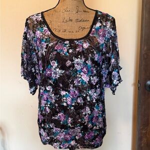 Women’s Black Floral Short Sleeve Top with Purple & Teal Accents (has strings)